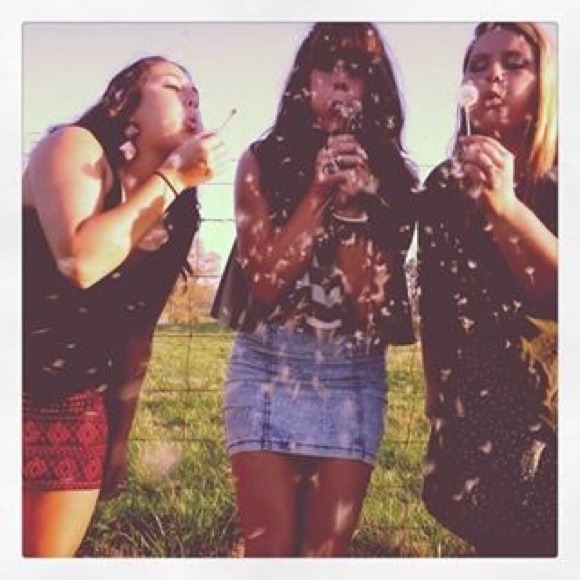 Large high waisted denim skirt - Picture 3 of 3