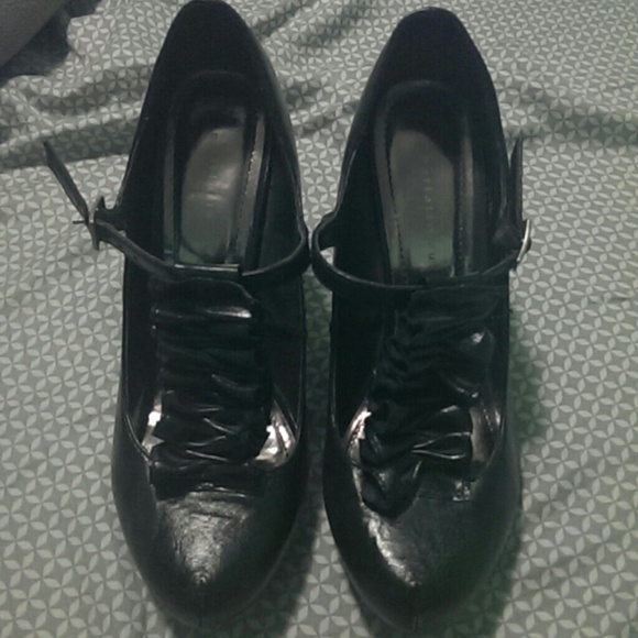 Black charlotte russe heels
