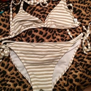 Swim top and bottoms