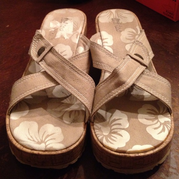 Ltd Too Cork Sand Color Platform Sandal - Picture 1 of 3