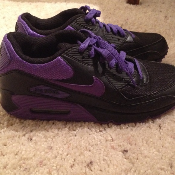 Nike Air Max size 8!