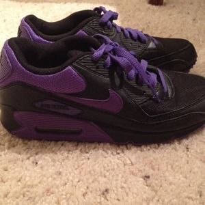 Nike Air Max size 8!