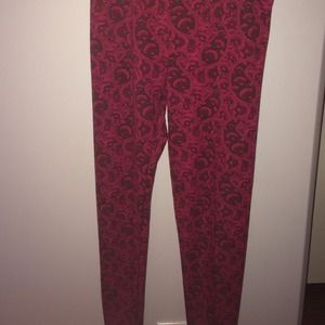 Patterned leggings