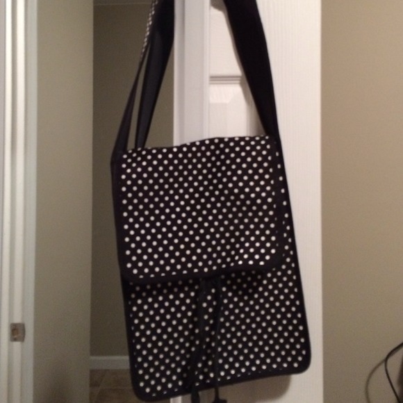 Polka dot computer bag