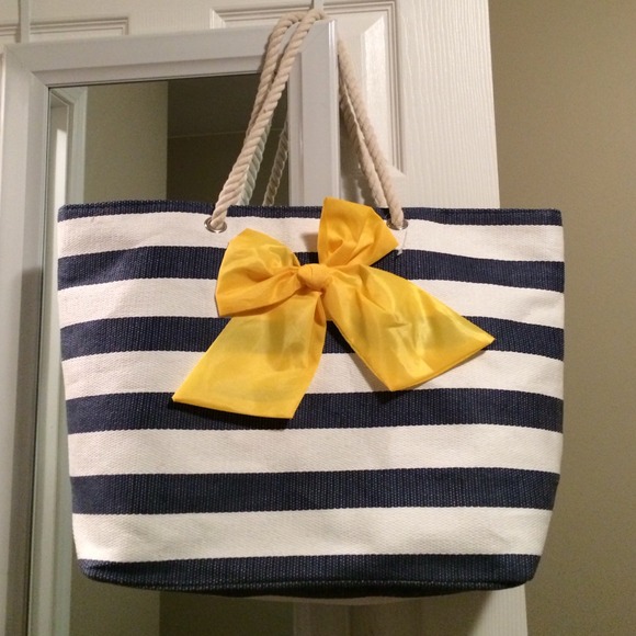 Beach tote