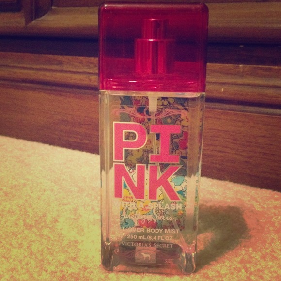🚫RESERVE🚫 Pink pretty and pure body mist!