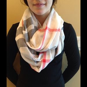 Women's Mega check infinity scarf -- New with Tags