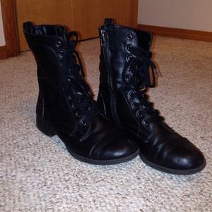 STEVE MADDEN inspired combat boots!