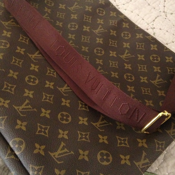 ❌Sold in Bundle Authentic Louis Vuitton Portfolio - Picture 3 of 4