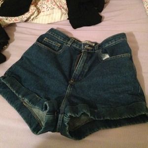 AA High Waisted Jean Shorts- TRADED❤️