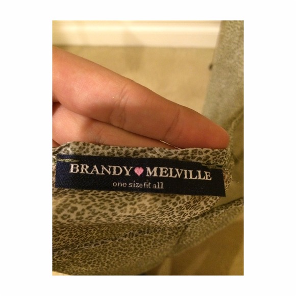 Brandy Melville halter - Picture 2 of 2
