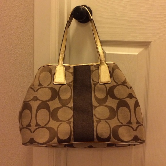Couch handbag