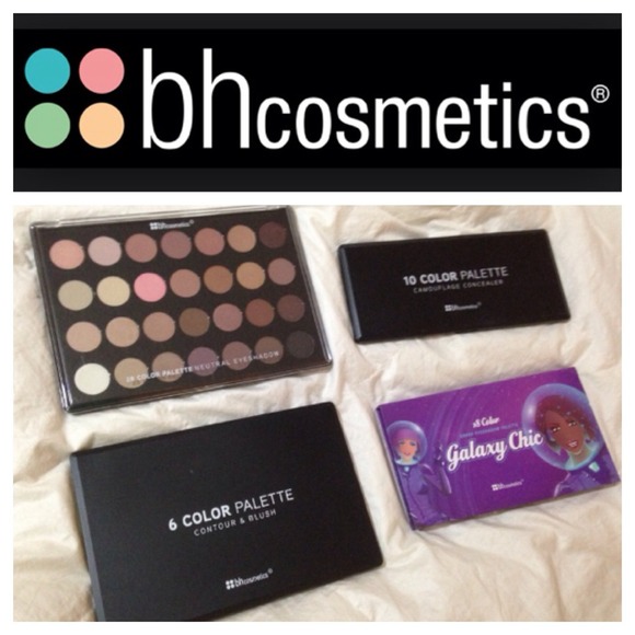 🚫SOLD🚫 Concealer & blush/bronzer palette