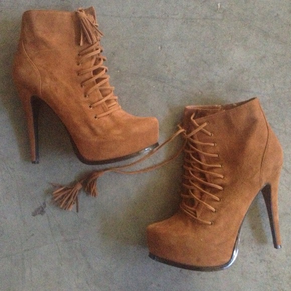 Aldo lace up boots