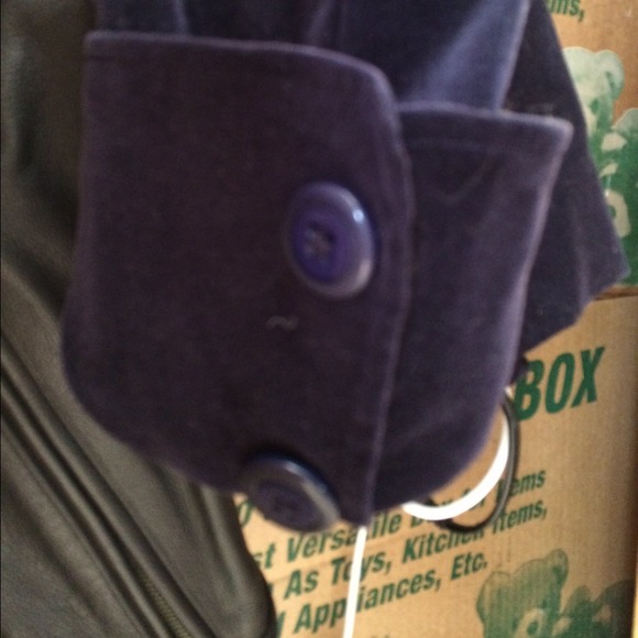 Jacket - Picture 2 of 3