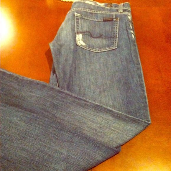 7 for all mankind medium wash skinnys!