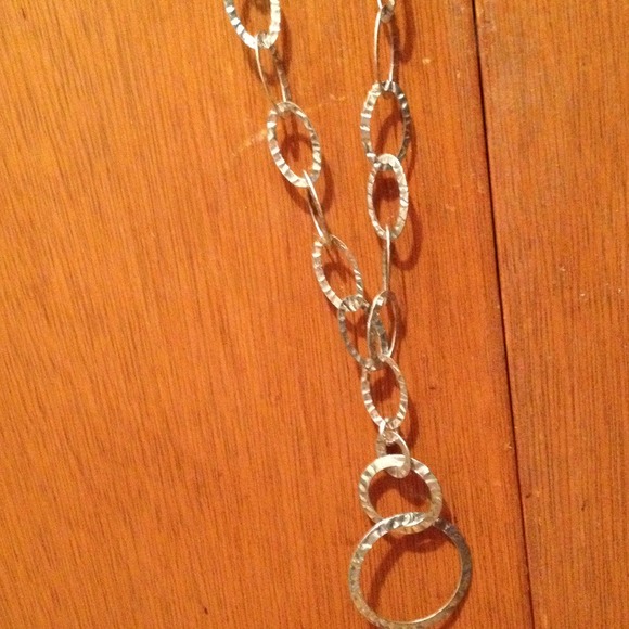 Silver circles neckless