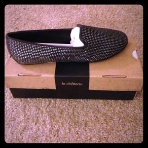 NIB Le Chateau Grey oxford loafer flat size 8