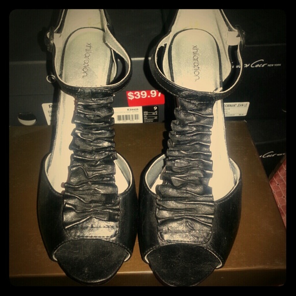 REDUCED Black peep toe heels