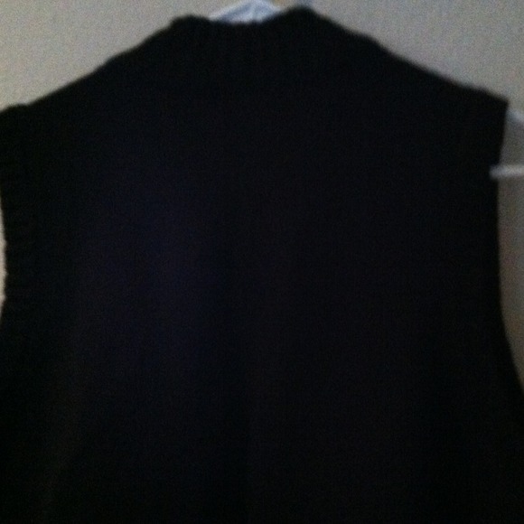 Sweater vest - Picture 2 of 4