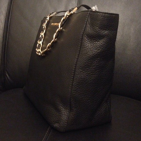 100% NWT Michael Kors Large Harper East West Tote - Picture 3 of 4