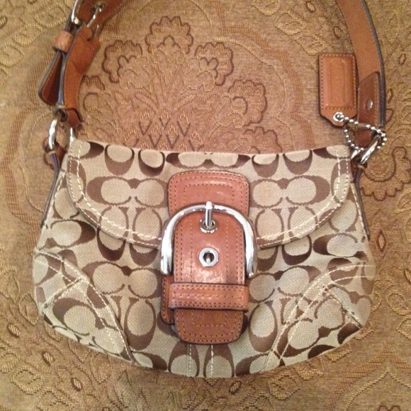 Authentic Coach Purse - Picture 3 of 3