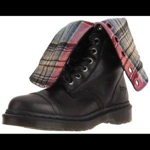 Doc Martens Triumph 1914 Limited Edition