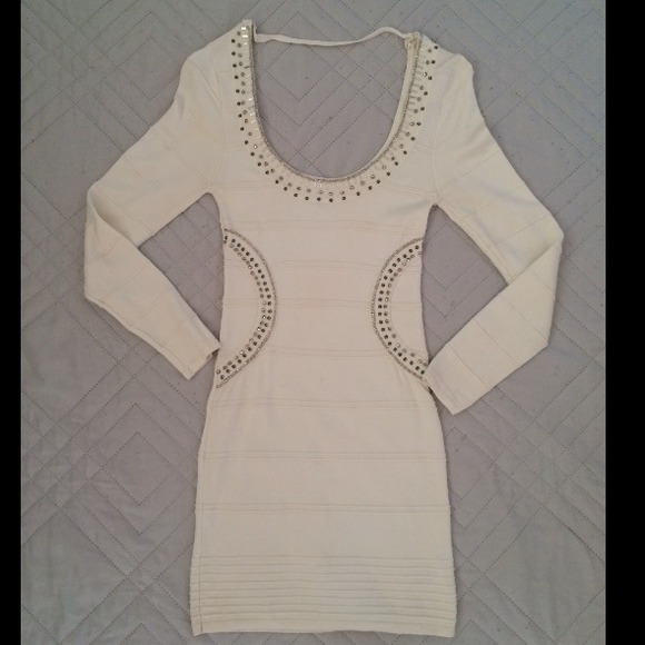 ‼️SOLD‼️Cream colored long sleeve bandage dress
