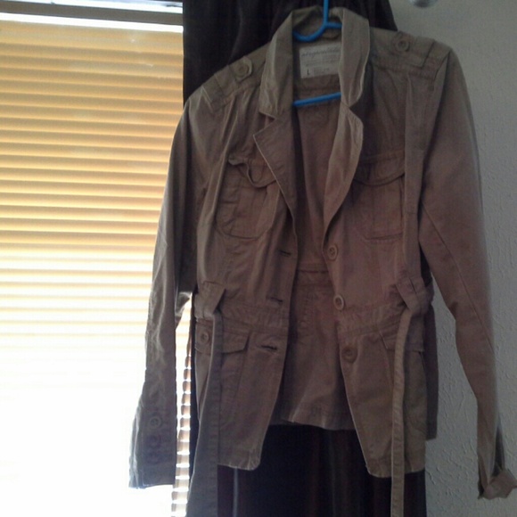 📌SOLD📌 Beautiful jacket - Picture 2 of 4