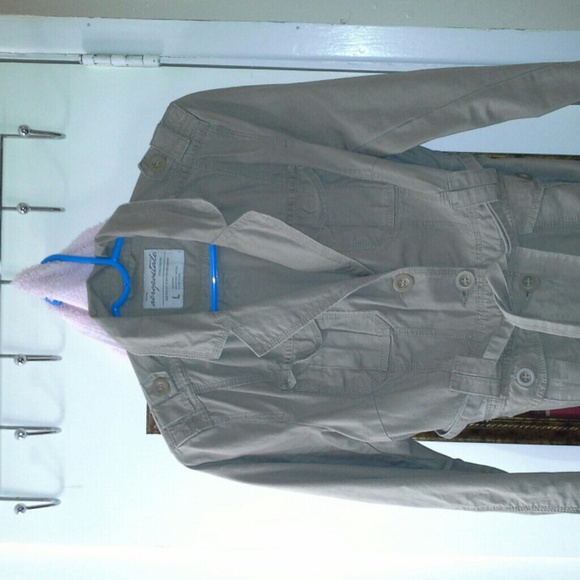 📌SOLD📌 Beautiful jacket - Picture 4 of 4