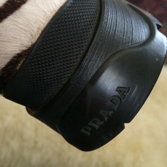 2Xโญ๏ธHost Pickโญ๏ธ Authentic PRADA Pony Hair Boots - Picture 5 of 13