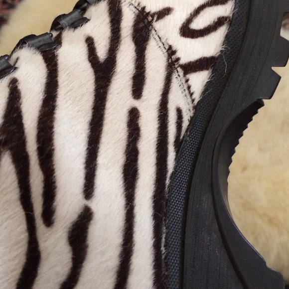 2Xโญ๏ธHost Pickโญ๏ธ Authentic PRADA Pony Hair Boots - Picture 6 of 13