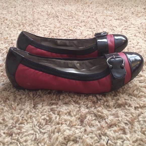 Liz & Co Flats. Worn I my a few time. Lol - Picture 2 of 2