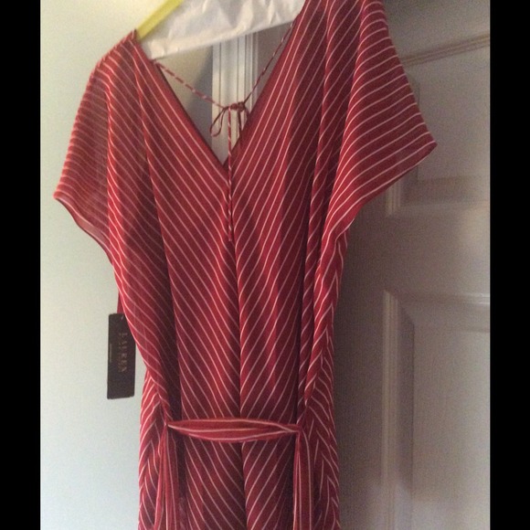 SOLD. 🎉HP 5/16/14🎉 Ralph Lauren new with tags! - Picture 2 of 3