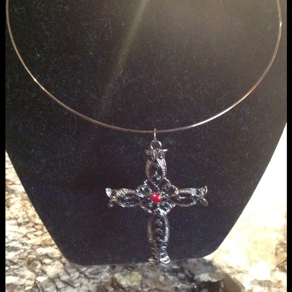 ♥BUNDLE Sold*♥***Ruby cross - Picture 3 of 4