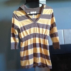 Brown and yellow top