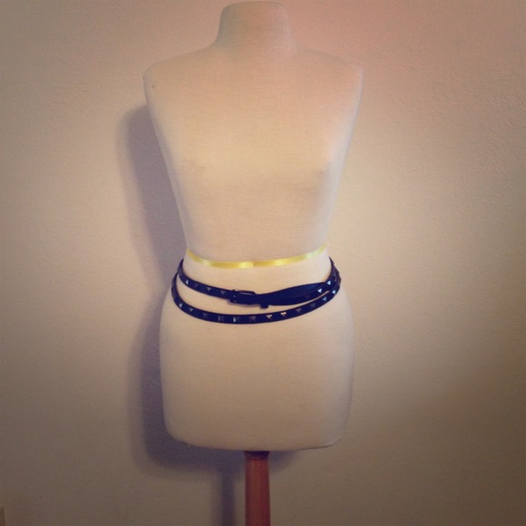 GAP Skinny Studded Black Belt - (Never Worn)