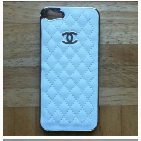 White iphone 5 case chanel