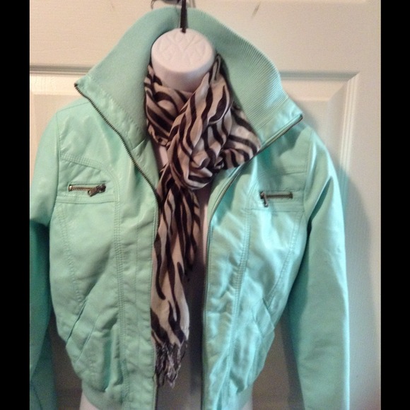 Faux teal jacket🌺🌺