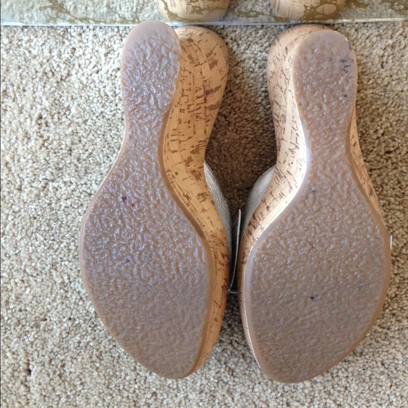 Just Reduced!! NIKKI Wedge.  Mark Down 😄 - Picture 3 of 4