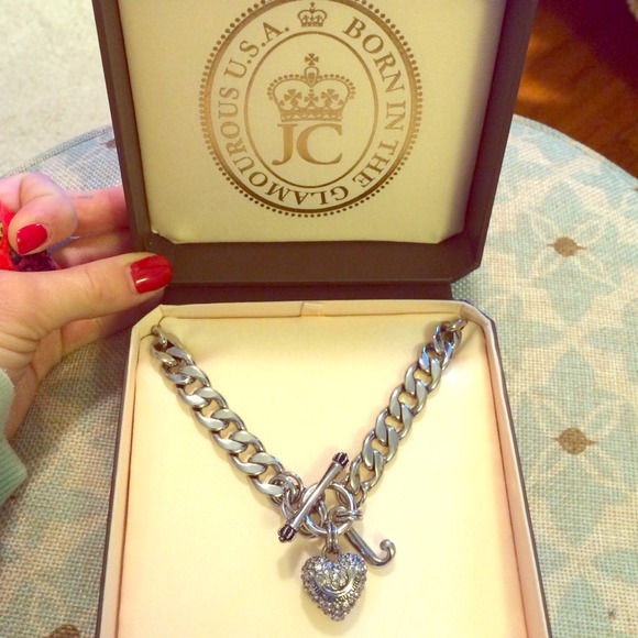 Juicy Couture Starter Necklace!