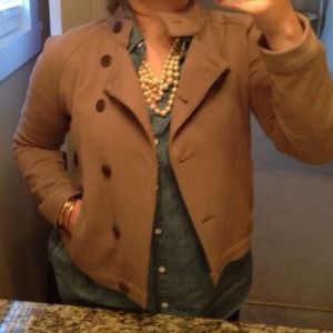 Tan fleece jacket!