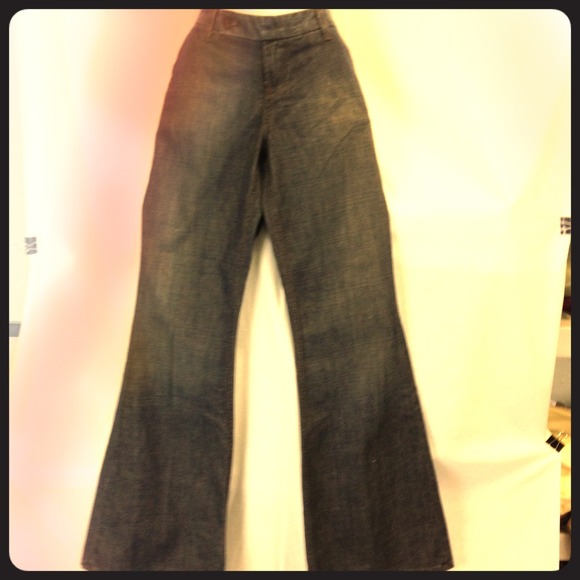 Lucky Brand jeans w/flaired leg