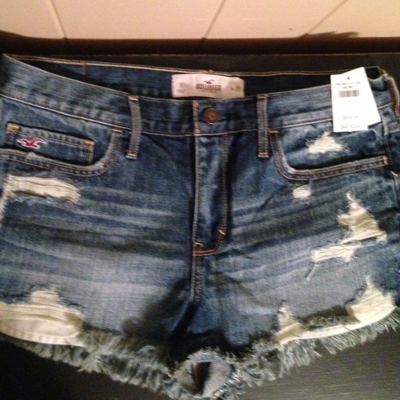 🚫SOLD🚫Hollister jean shorts