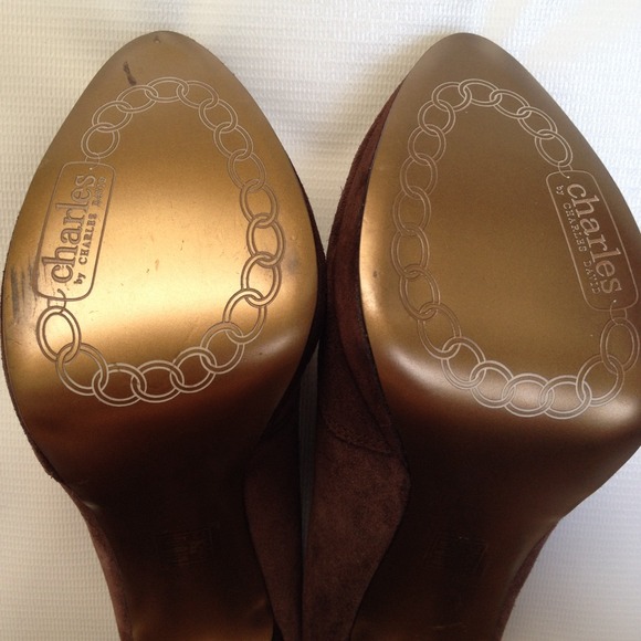 Charles David Brown Suede Heels - Picture 2 of 4