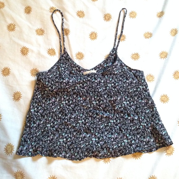 Brandy Melville cropped tank