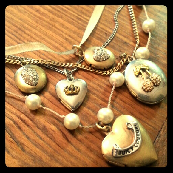 Juicy couture necklace