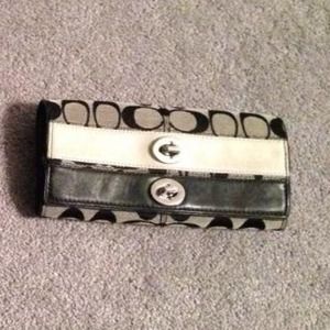 Coach wallet