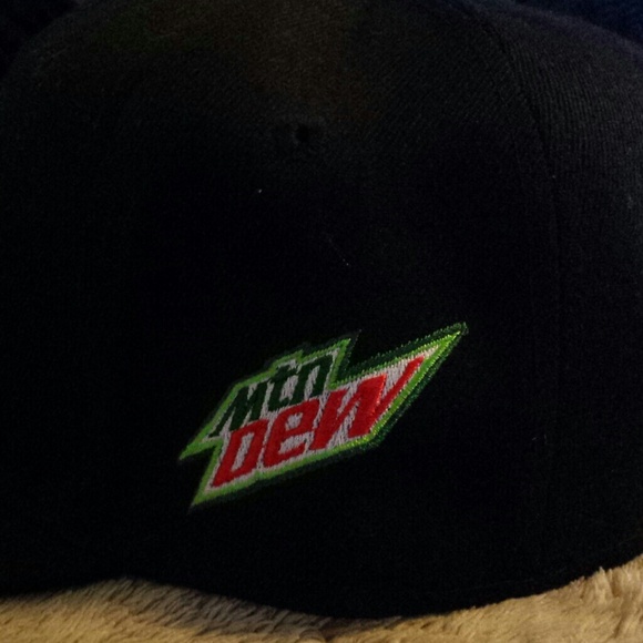 Primitive Snapback - Picture 2 of 3