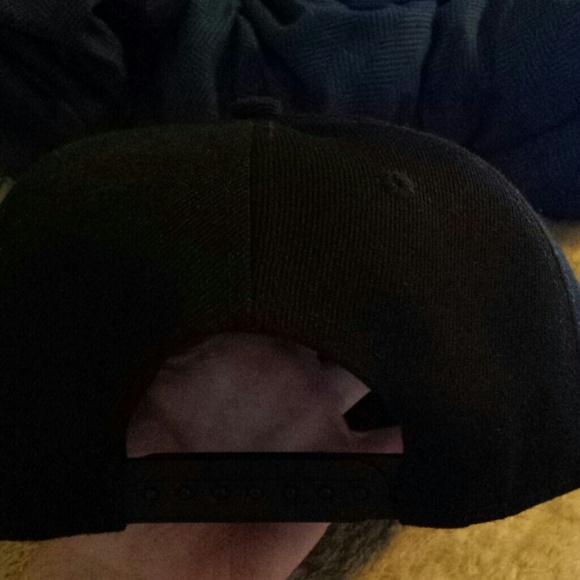 Primitive Snapback - Picture 3 of 3